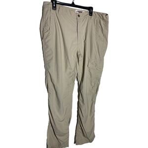 MK Mountain Khaki Pants Men's Size 40x32 Beige/Tan Cargo Jackson Hole WY